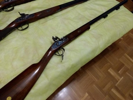 Por defuncion de un compañero ,los herederos me piden que ponga a la venta las siguientes armas de avancarga.
 10