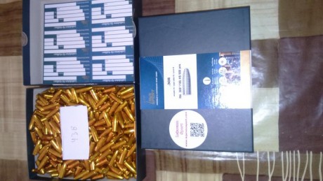 Pues eso. 938 puntas H&N HS RN .308-165 gr, una caja sin abrir como podéis ver. Soy de Badalona (Barcelona) 00