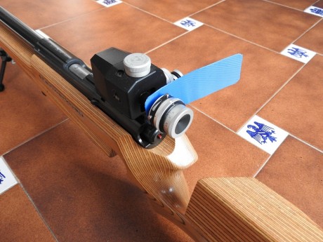 .... vendo esta carabina; esta como nueva, garantizado. Solo ha tenido algunas tiradas. 
Diopter (iris) 10