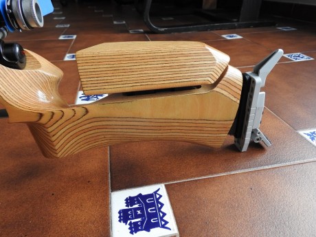 .... vendo esta carabina; esta como nueva, garantizado. Solo ha tenido algunas tiradas. 
Diopter (iris) 20