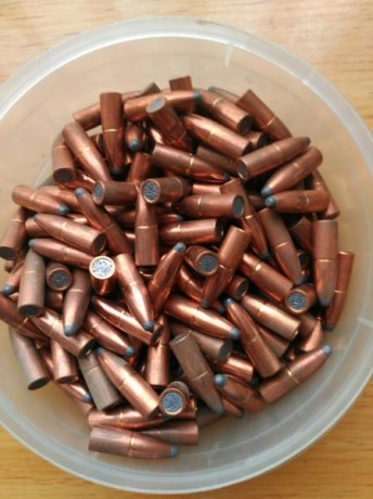 Se venden  puntas de caza cal. 375 HH tipo Nosler Partition de 300 grains, desmontadas de cartuchos originales. 00