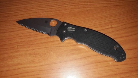 SPYDERCO MANIX XL SERRADA, nunca usada, 60 € envio incluido por ASM GO 00