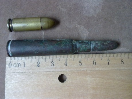 Hace años me encontre por el monte unas cuantas balas de la epoca de la guerra civil, habian que estaban 00