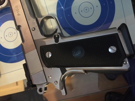 Cachas para 1911 se pueden hacer con diferentes colores y logos 
  Aclaro de momento tememos unos cuantos 100