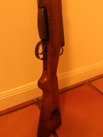 Hola
un amigo me ha pedido que por favor le ponga a la venta el fusil K 31
se encuentra el arma en Vizcaya
esta 10