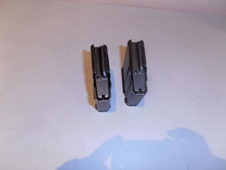 Vendo dos cargadores para rifle Zastaba  45 euros unidad portes por correos incluiudos en peninsula 00