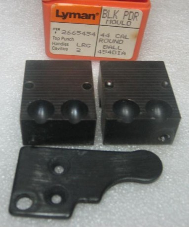 Vendo turquesas y moldes de avancarga
Turquesa doble aluminio .356 - 120 gr.    25€
Turquesa doble aluminio 22