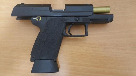 Guiada como arma deportiva. Escaso uso, no más de 200 disparos.
Tiene el cañón y las piezas del conjunto 01