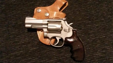 Buenas tardes
Vendo revólver Smith Wesson, de 3", cal 357 mag.
Fabricado con los estándares de calidad 00