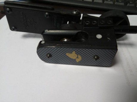 Buenas:

Vendo funda para IPSC de la marca Ghost valido para CZ .Como podeis ver en las fotos esta a sin 01