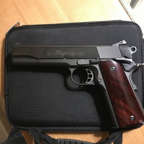 Vendo pistola STI Legacy en 9 MM , de cinco pulgadas , 1911 monohilera. Modelo que ha dejado de fabricarse 01