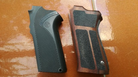    Se vende Pistola S&W Performance center Model 5906 PPC-9 6"   

   Con 3 cargadores.
3 Cachas.
Una 51