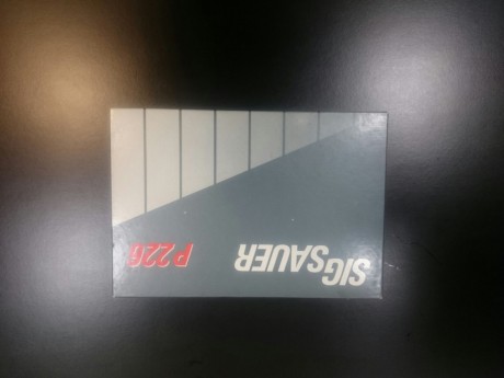 Buenas me dice un amigo que vende este arma,tiene unos 300 disparos,es del año 1998. Esta sin uso, guiada 50