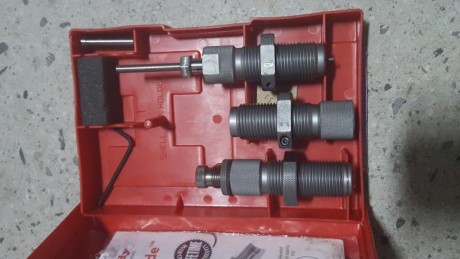 vendo kit dais de hornady de titanio. calibre 9mm luger.                      VENDIDOS  

precio 45e porte 00