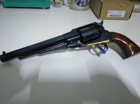 Vendo revolver
Esta en perfecto estado
Tiene una patilla del freno del tambor rota,la tiene trelles y 01