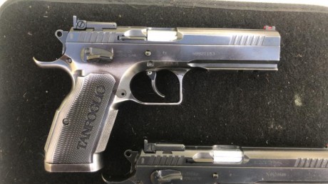 Muy buenas, vendo equipo compuesto por 2 pistolas tanfoglio stock 3. Una de las pistolas es la que utilizo 11