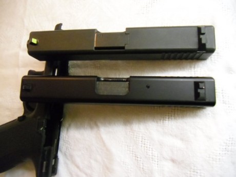 Ambos cañones "espejo". Todos son originales y la pistola no tiene ningun gambio. / trigger 40