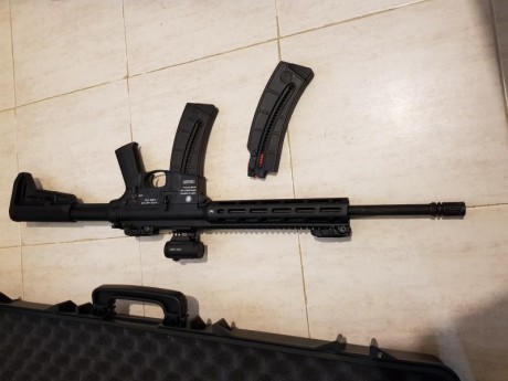 Vendo smith & wesson mp15-22  en perfecto estado tiene 8 meses y está muy poco usada además está equipada 02