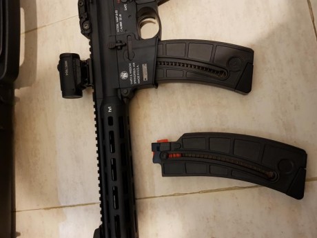 Vendo smith & wesson mp15-22  en perfecto estado tiene 8 meses y está muy poco usada además está equipada 00