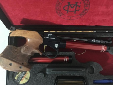 Buenas, vendo por lesión  pistola  Morini 162 EI Short, de 2015, cacha M mejorada, totalmente nueva, no 02