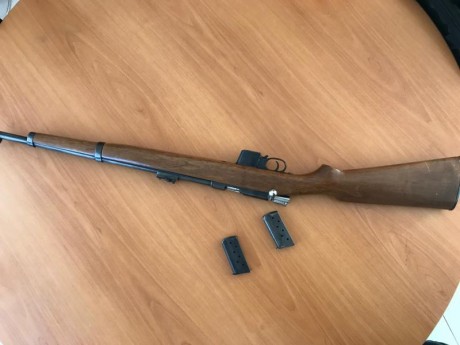 Vendo una carabina Destroyer 9mm Largo, esta en muy buen estado, tanto de mecanismo como de pavonado, 01