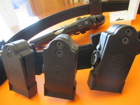 Pistola con licencia F con poco uso, la utilizaba para IPSC, el lote esta compuesto por;
1 ALZA micrométrica 10