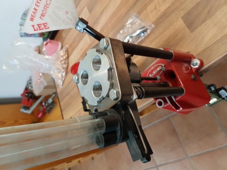 sin apenas uso, plato superior para vainas y 3 tubos, 2 recambios del soporte para los dies, 1 recambios 11