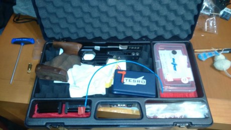 Hola a todos. Renuevo el anuncio con fotos de mejor calidad para que aprecieis el estado de la pistola.
Pongo 10