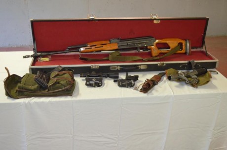 hola buenas.
pues busco este rifle con mira original y al poder ser con accesorios
escucho ofertas
gracias 12