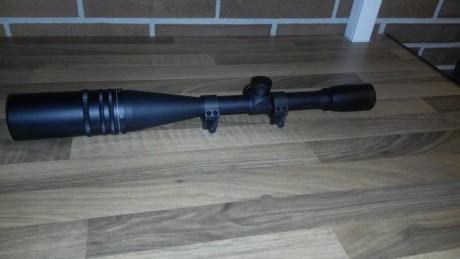 :papa: Pues lo dicho, se ofrece visor Sightron s2 36x42 en muy buen estado.
Tiene retícula Fine cross, 01