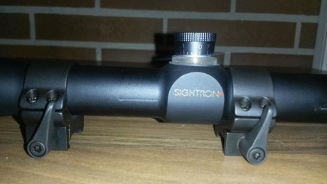 :papa: Pues lo dicho, se ofrece visor Sightron s2 36x42 en muy buen estado.
Tiene retícula Fine cross, 10