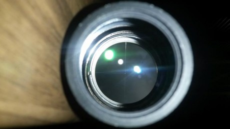 :papa: Pues lo dicho, se ofrece visor Sightron s2 36x42 en muy buen estado.
Tiene retícula Fine cross, 21