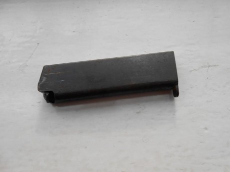 Felices Fiestas:vendo cargador para pistola llama modelo seis calibre 9 corto , es como el de la llama 00