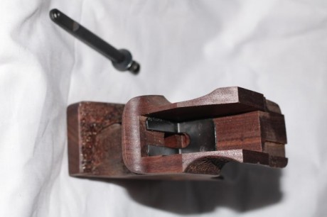 Vendo a estrenar, cacha talla L, para STEYR LP10 Y/O LP50 diestra.
La vendo porqué la he sustituido por 02