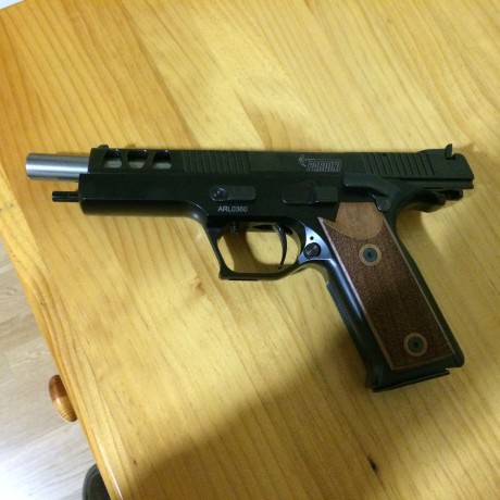 Buenos días. Un compañero de mi club vende su Pardini Gt9 d 6 pulgadas. La pistola fue comprada nueva 01