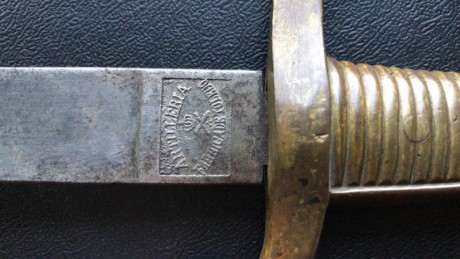 Vendo espada de Artillería de la fábrica de Toledo. Precio 50 Eur. 00