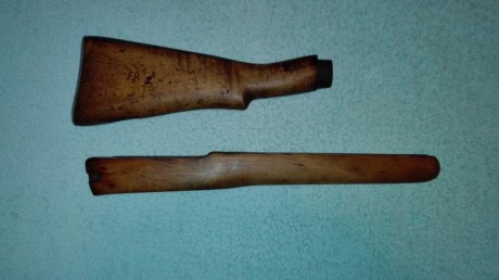 Hola a todos, limpiando cajones pongo en venta culata y guardamanos deportivizados para rifle Lee Enfield 02