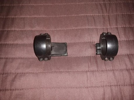 Se venden monturas polinicoleta( imitación appel) para tubo de 30mm.Monturas completas(bases y anillas)para 01