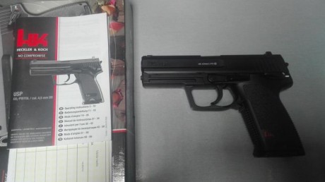 Se vende pistola HK USP de 4,5mm co2 de Umarex,nueva sin uso,ideal para regalar, la mejor pistola calidad/precio 00