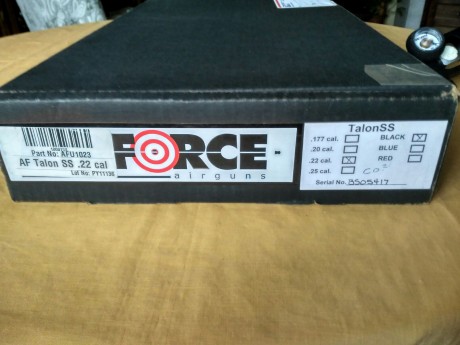 Vendo Airforce  Talón 5.5 con poco uso. Habrá tirado tres cajas de balines.
Visor Airforce 4-16x50.
Tri 71