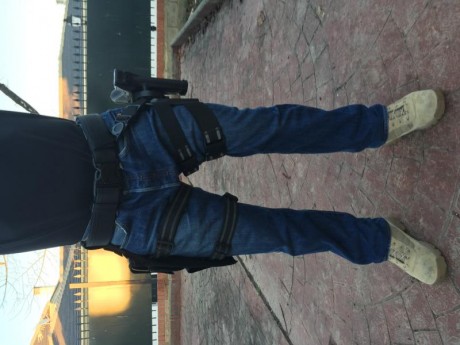 BLACKHAWK

Conjunto ZURDO formado por CINTURON TÁCTICO BLACKHAWK, funda pernera SERPA nivel III, para 10