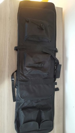 Se vende un G36C de jing gong modelo 608 con regulación de potencia.

Prácticamente sin uso, solo usada 00