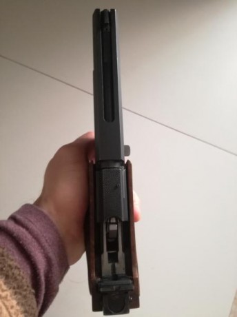 Buenas foreros.
Pongo a la venta mi Unique des 69 U en un estado impecable como vereis en las fotografias.
Se 12