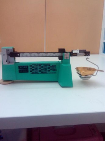 vendo balanza rcbs 5-10.
esta en perfecto estado.no tiene ninguna marca.
pesa perfectamente, con muy buena 00