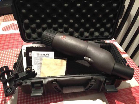 VENDIDO Sólo estrenado, visor SIMONS 20-60x60 ideal para comprobar los impactos en los blancos. Impecable¡¡¡ 01