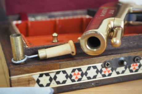 Ver el siguiente enlace. Cambio o vendo.
Saludos al foro.

https://www.armas.es/foros/trueques-e-intercambios/derringer-avancarga-31-por-carabina-ac-1062066?p=3359773#p3359773 00