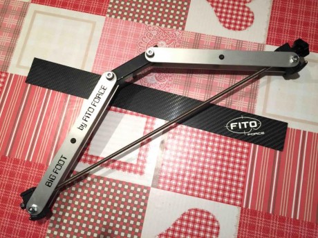 VENDIDO Muy buen estado. Bípode Big Foot de Fito Force de aluminio más banda Fito Force para cañón y evitar 00