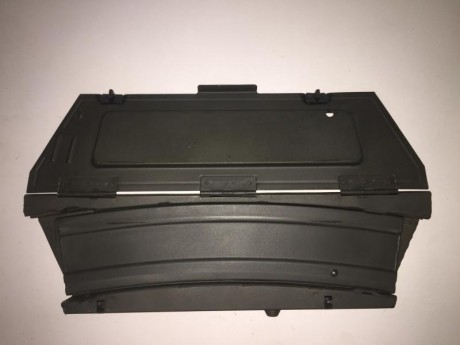 Maquina para llenar cargadores de cetme C, completamente nueva, perfecta, no se  ha usado nunca.
 Precio. 01