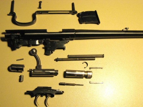 Carabina 22 Anschutz 1415/1416

Lleva disparador con pelo tipo doble gatillo (a la austríaca), tiene una 11