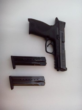 Hola, vendo SW MP 9  vendida
2 cargadores, maletín, candado, dos lomos: pequeño y mediano.
200€, portes 01